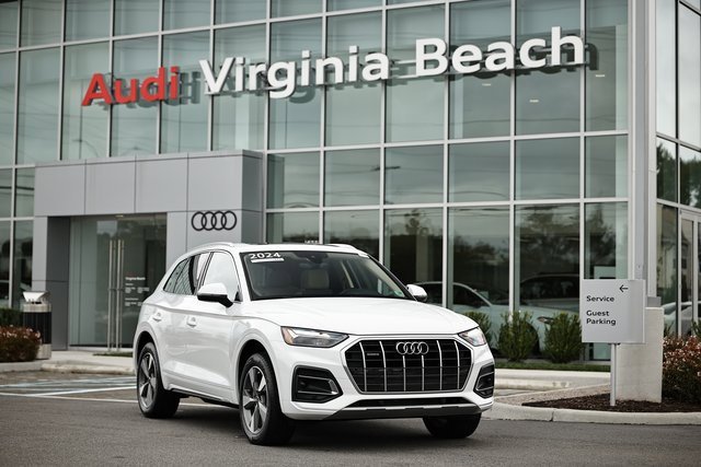 Used 2024 Audi Q5 2.0T Premium w/ Convenience Package