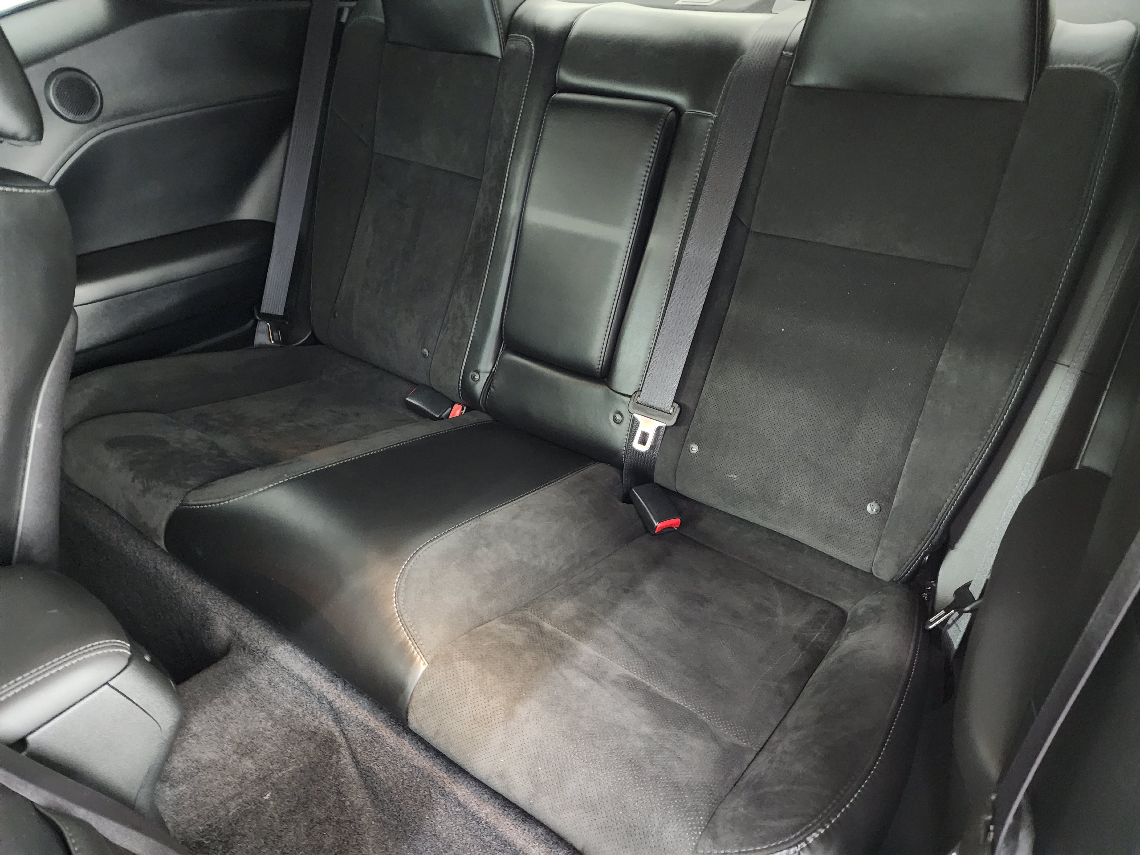 Used 2017 Dodge Challenger R/T Scat Pack RWD image 9