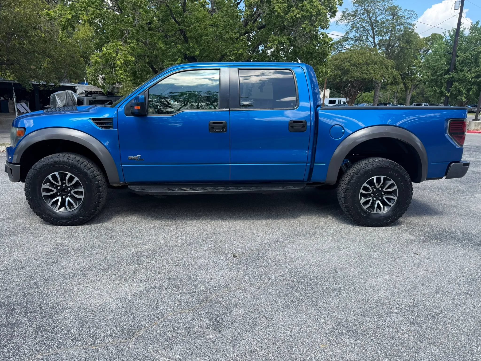 Used 2013 Ford F150 Raptor w/ Luxury Equipment Group AWD/4WD image 8
