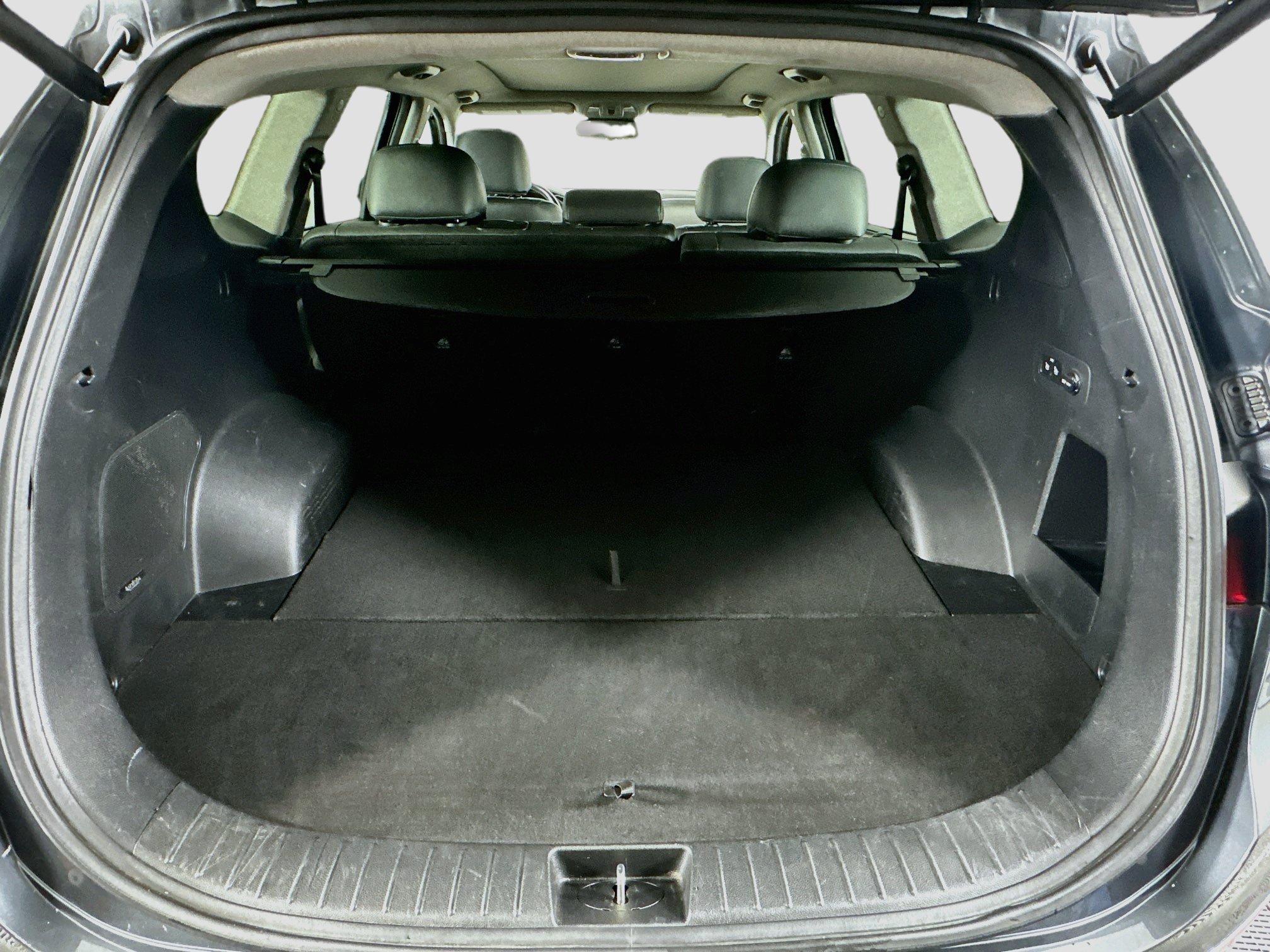 Used 2020 Hyundai Santa Fe SEL w/ Convenience + Premium Package FWD image 29