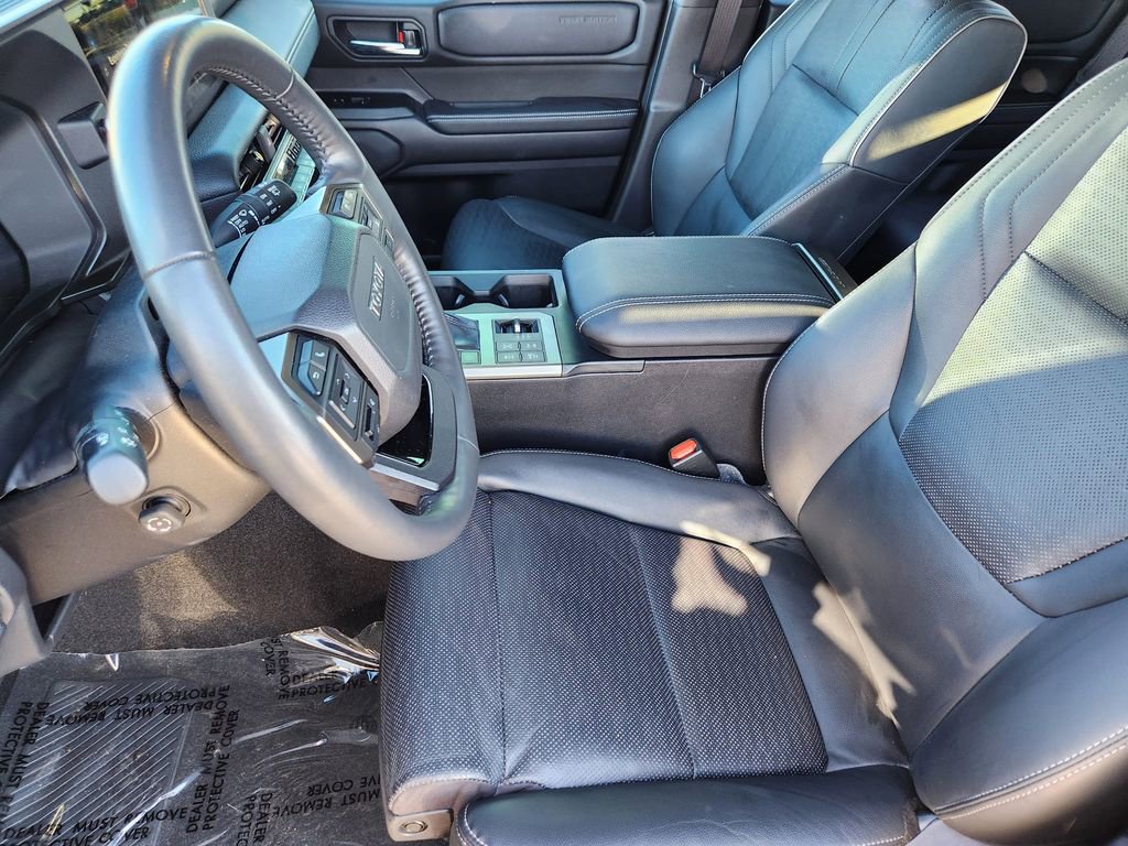 Used 2024 Toyota Land Cruiser image 12