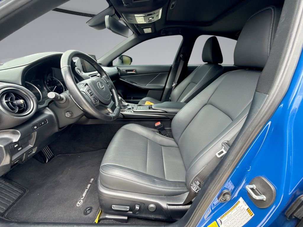 Used 2023 Lexus IS 300 w/ Premium Package RWD image 30