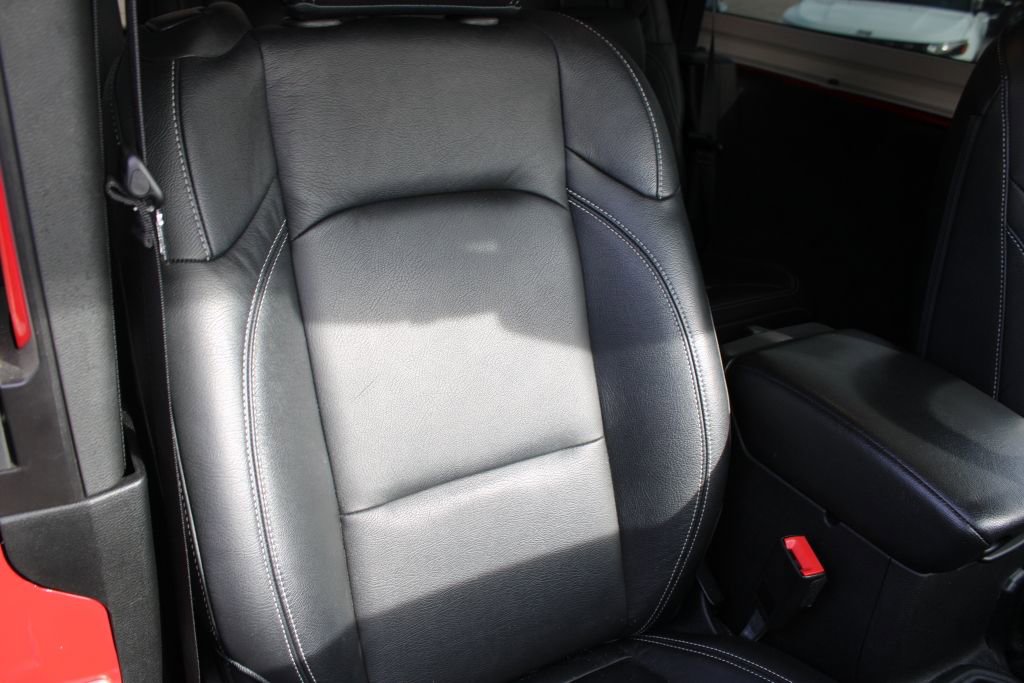 Used 2021 Jeep Wrangler Sport S image 14