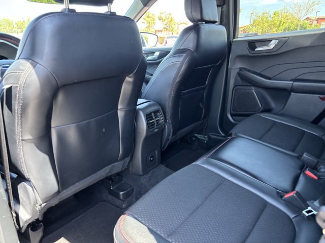 Used 2025 Ford Escape ST-Line Select AWD/4WD image 17