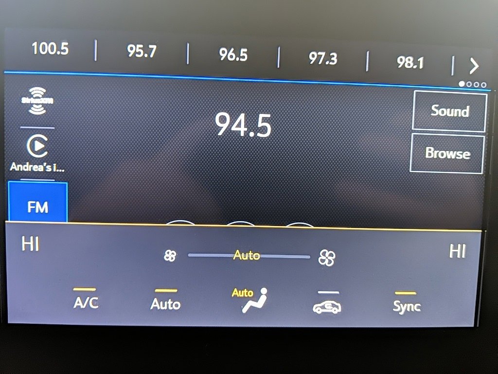 Used 2023 Chevrolet Traverse LT w/ LPO, Floor Liner Package image 22