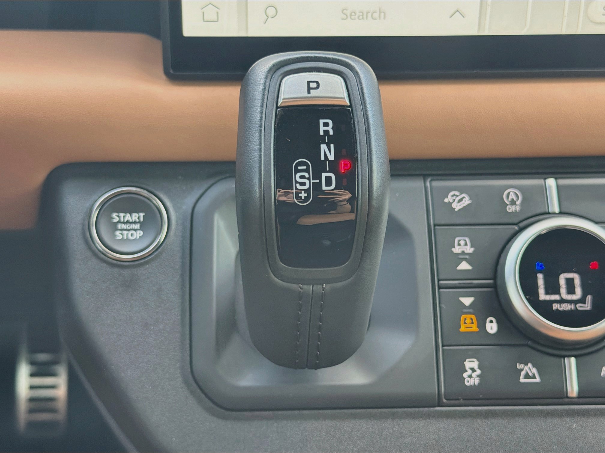 Used 2024 Land Rover Defender 130 X AWD/4WD image 30