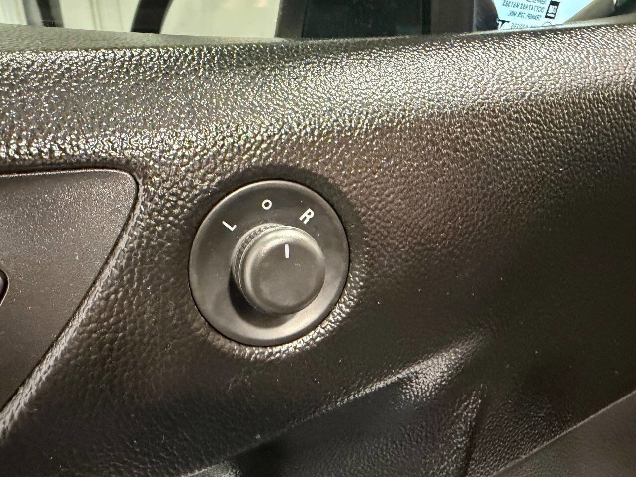 Used 2016 Chevrolet Cruze LT FWD image 20