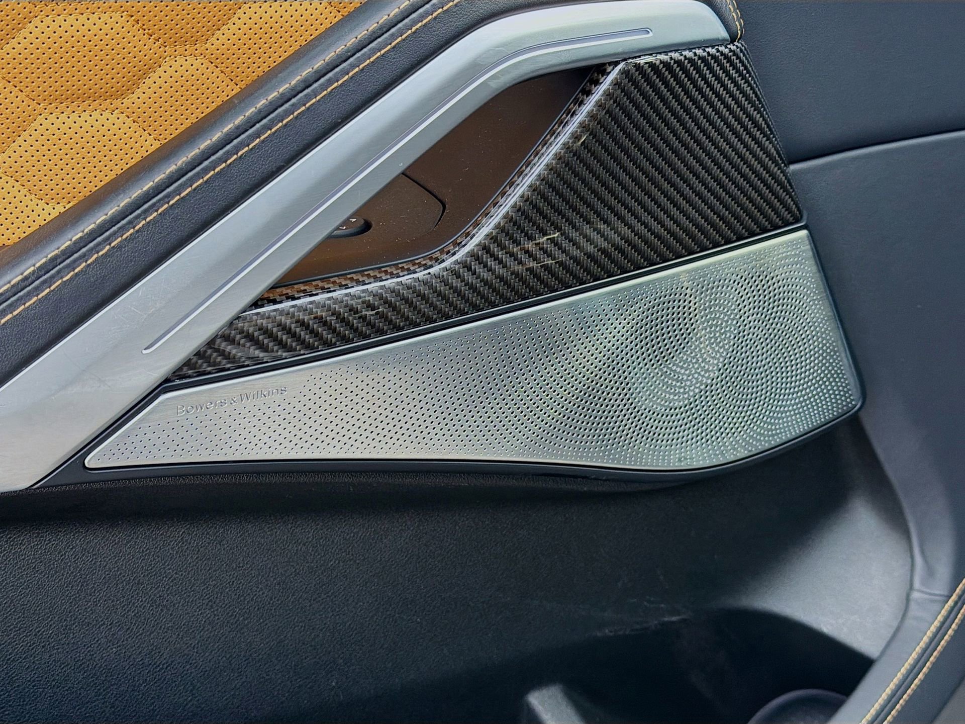 Used 2021 BMW X6 M w/ Competition Package image 25