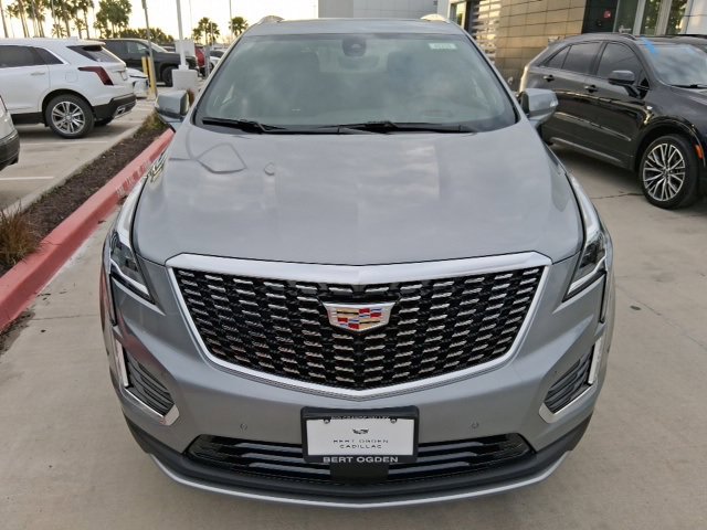 New 2026 Cadillac XT5 Premium Luxury image 2