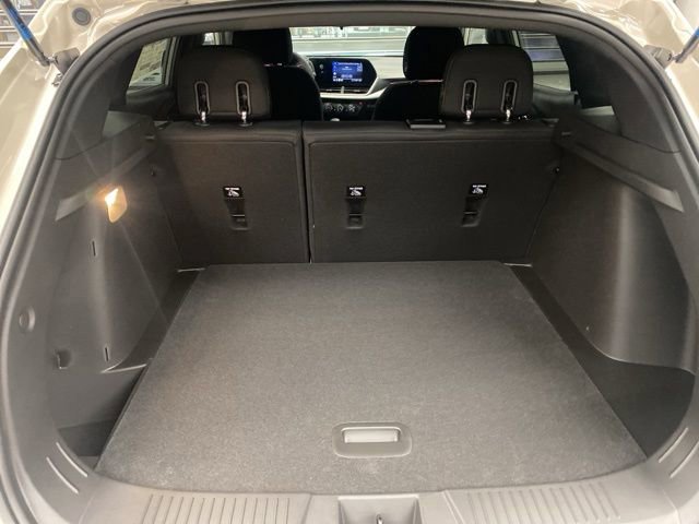 New 2026 Chevrolet Trax RS w/ Driver Confidence Package FWD image 7