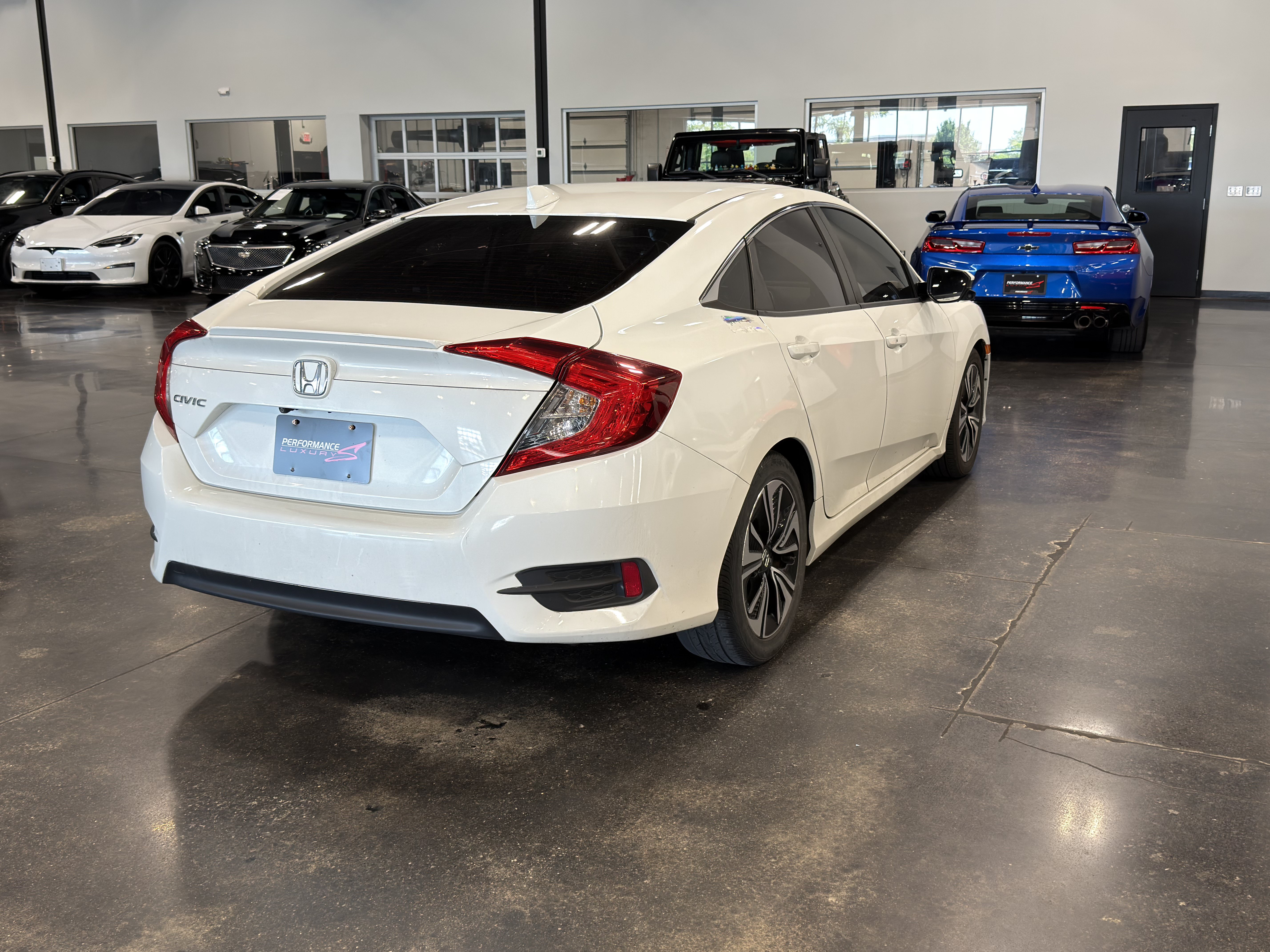 Used 2018 Honda Civic EX-T image 4