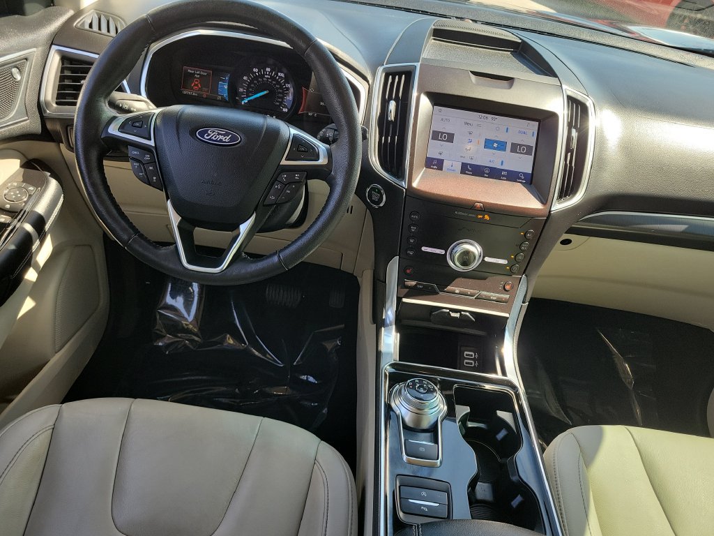 Used 2020 Ford Edge Titanium FWD image 27