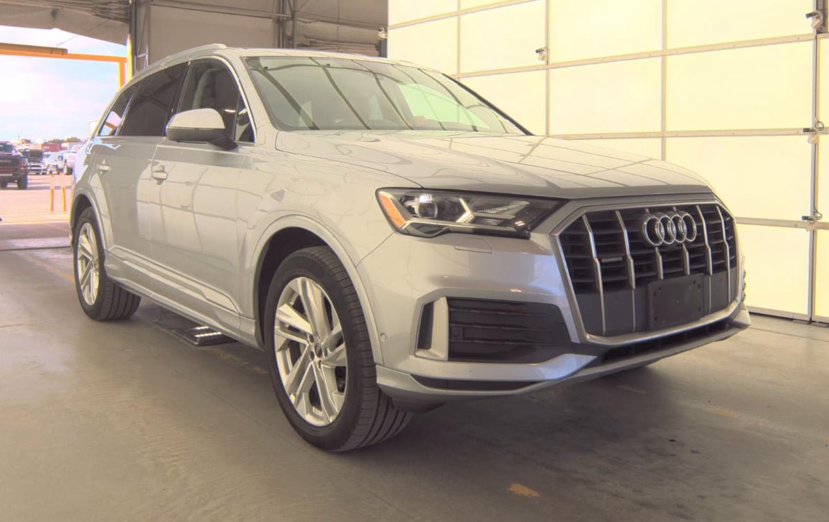 Used 2021 Audi Q7 2.0T Premium Plus AWD/4WD image 3