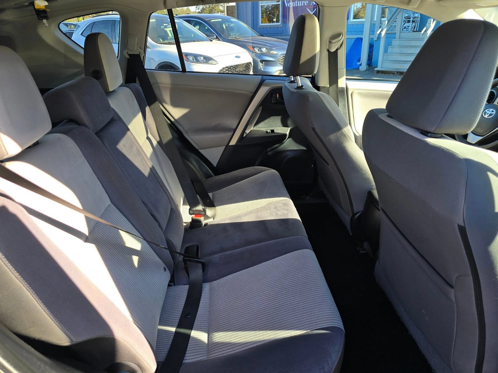 Used 2013 Toyota RAV4 XLE AWD/4WD image 13