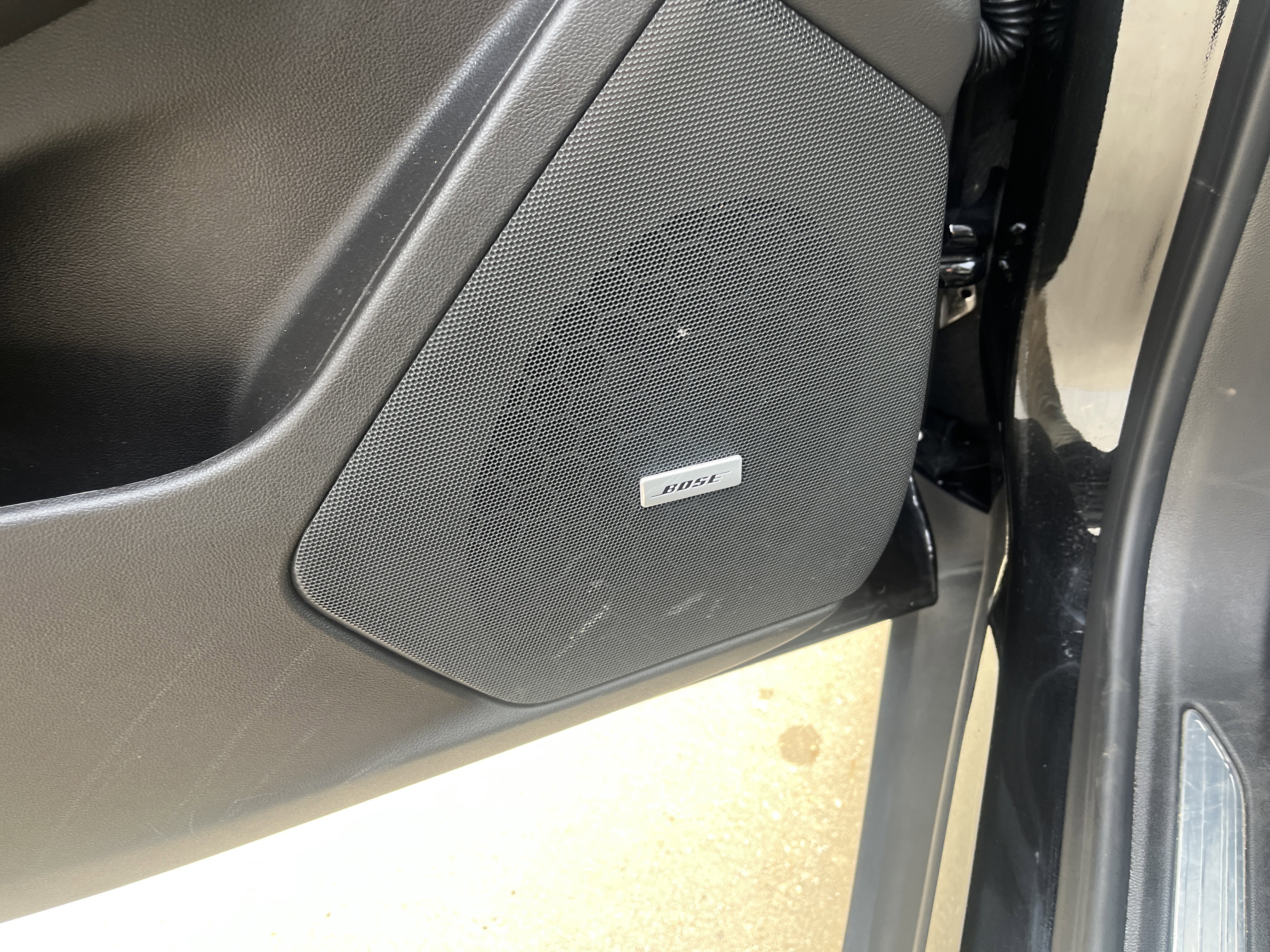 Used 2025 Cadillac XT5 Premium Luxury w/ Technology Package image 11