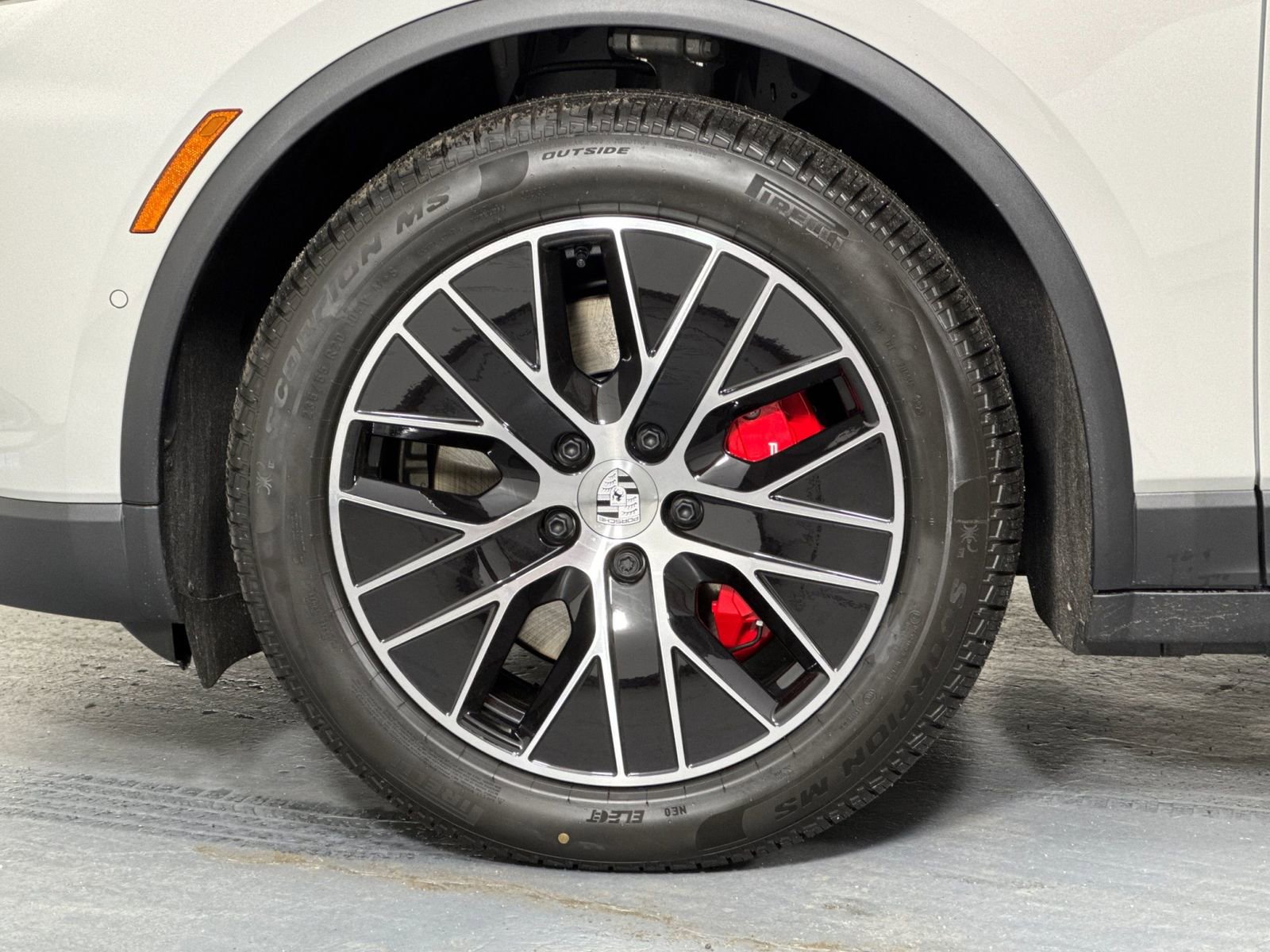 New 2026 Porsche Macan 4S Electric image 33