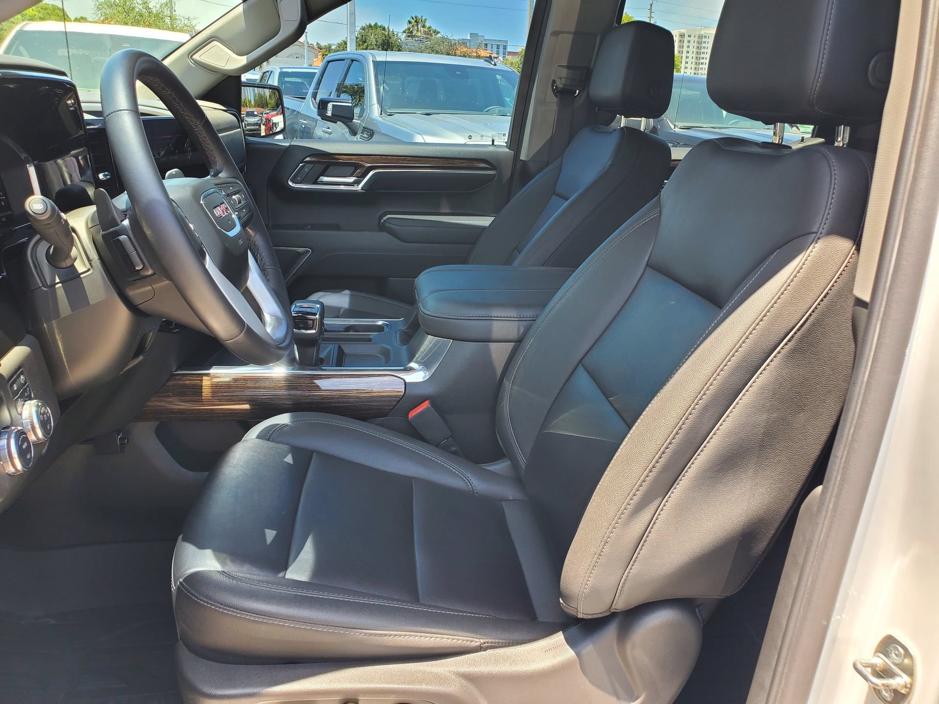 Used 2023 GMC Sierra 1500 Elevation w/ Elevation Premium Package RWD image 19