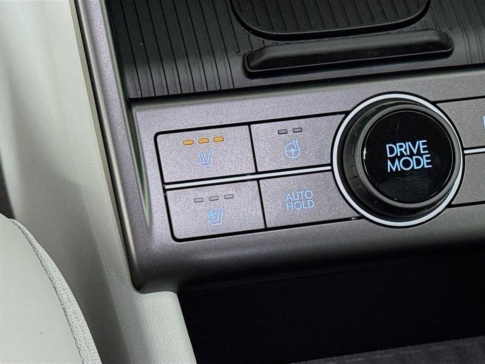 New 2026 Hyundai Kona Limited FWD image 23