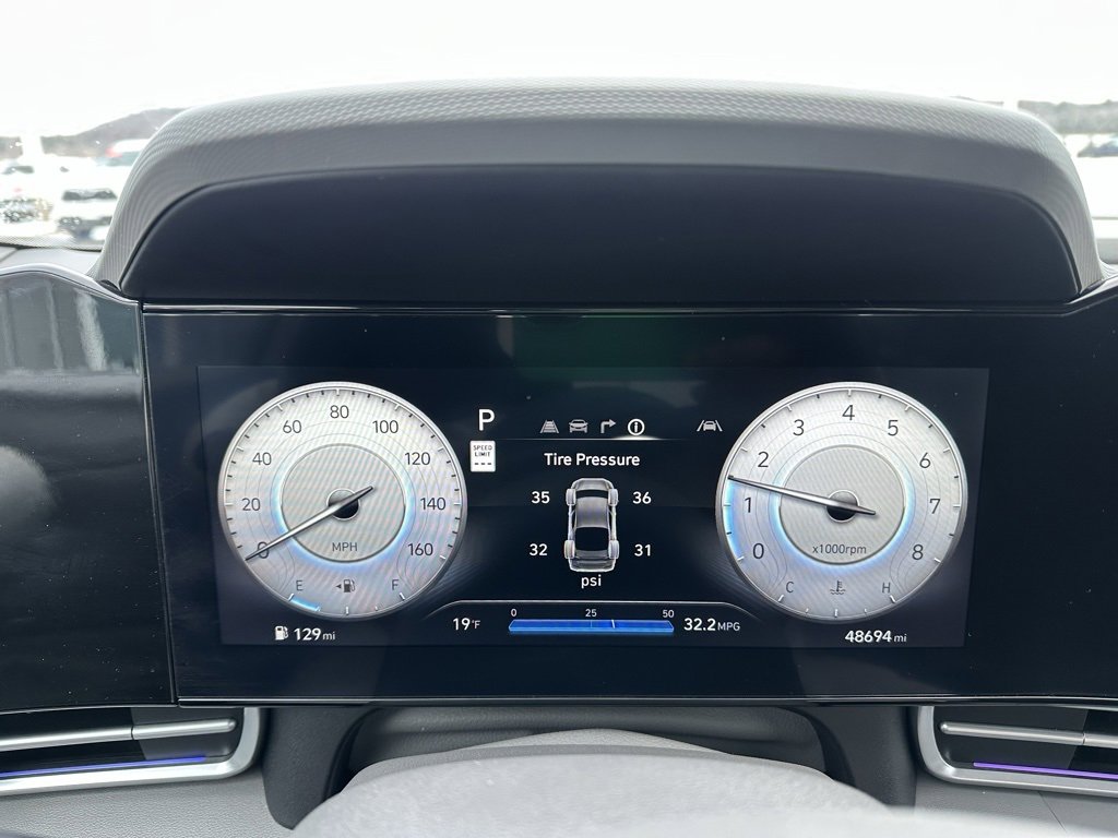 Used 2024 Hyundai Elantra SEL image 20