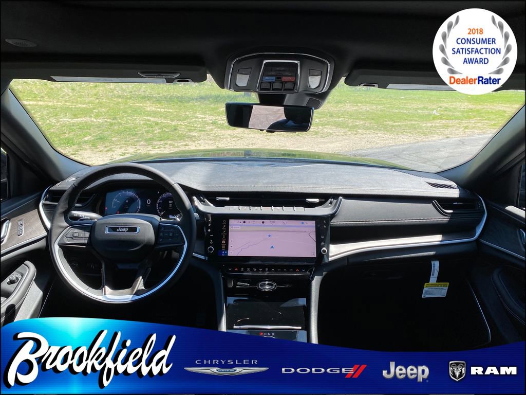 New 2026 Jeep Grand Cherokee L Limited AWD/4WD image 14