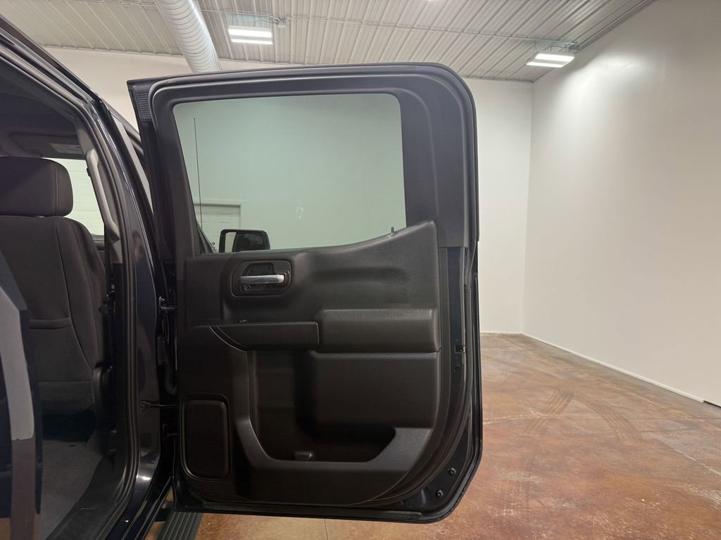 Used 2023 Chevrolet Silverado 1500 Custom image 65