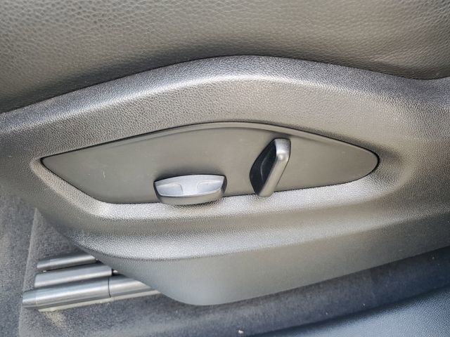 Used 2022 Porsche Cayenne Platinum Edition image 17