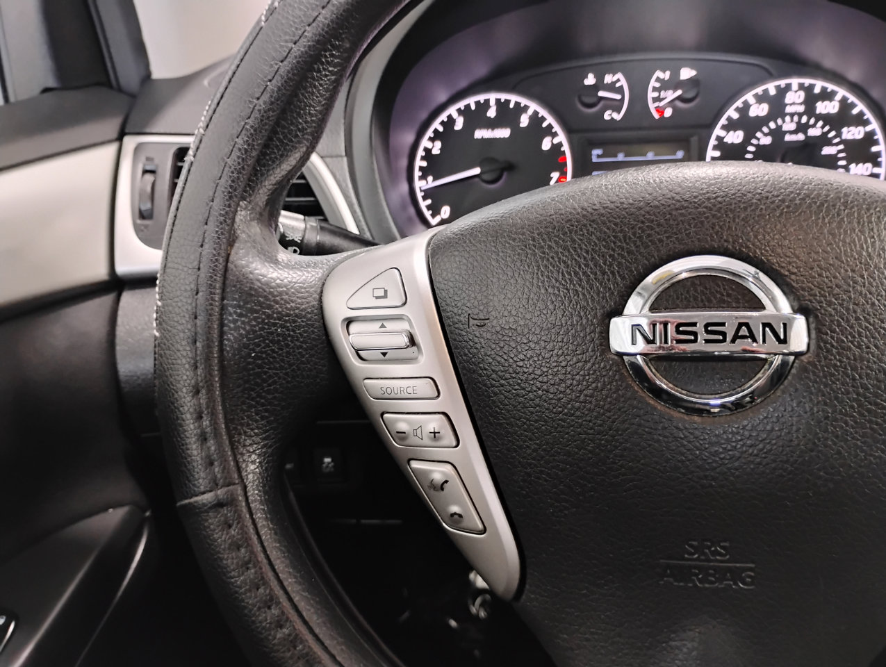 Used 2017 Nissan Sentra S image 59