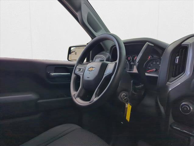 Used 2020 Chevrolet Silverado 1500 Custom w/ Custom Convenience Package image 28