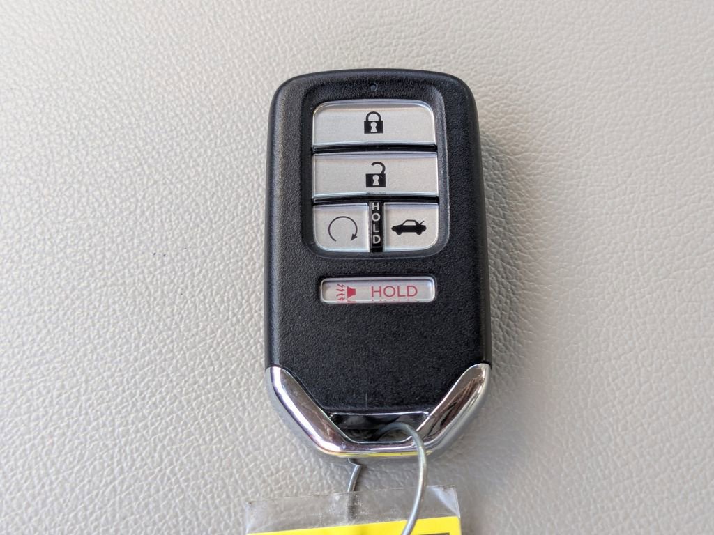 Used 2020 Honda Accord Touring image 29