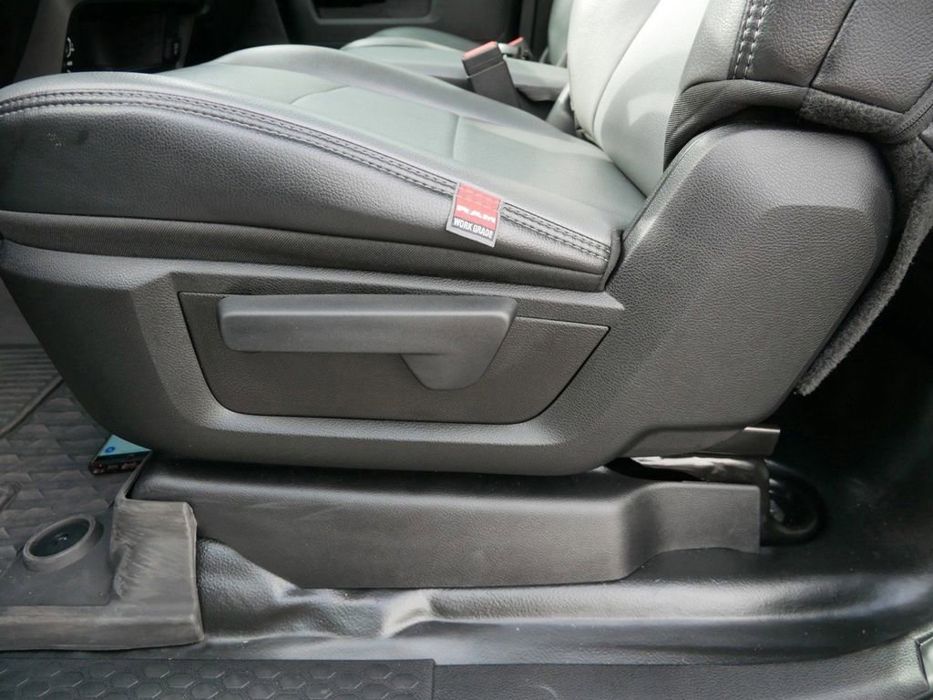 Used 2024 RAM 3500 Tradesman image 9