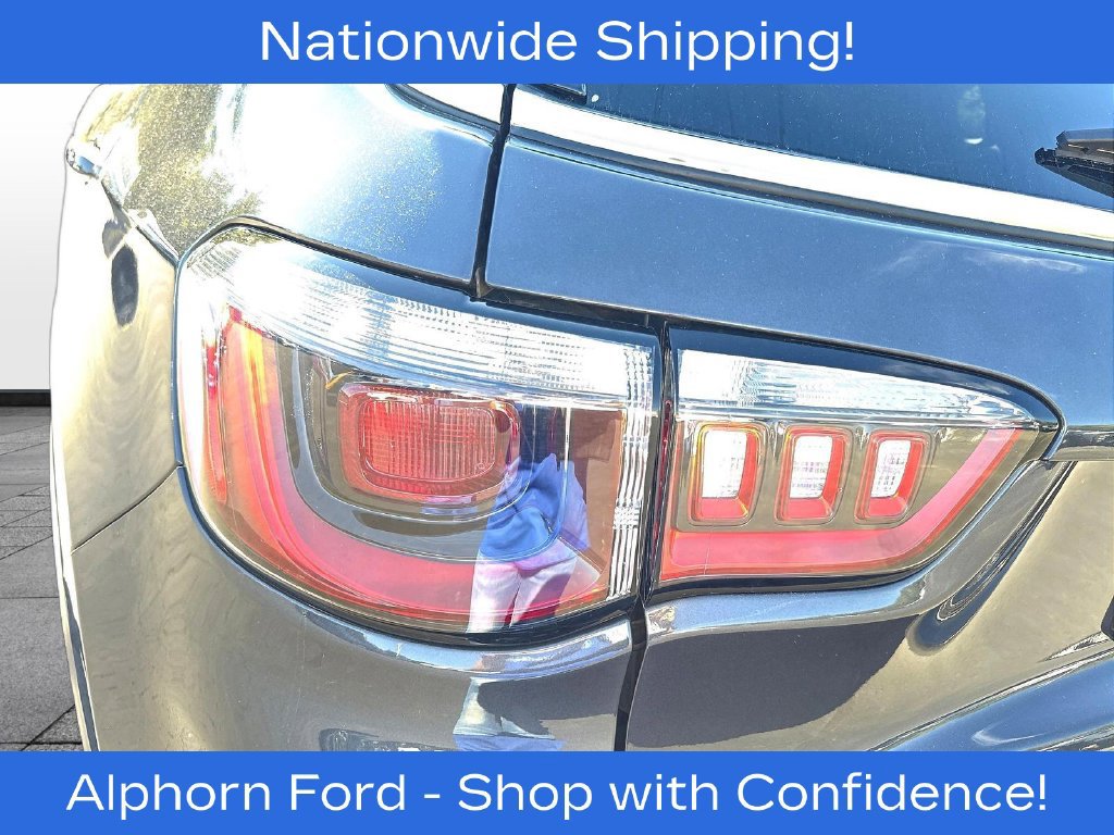 Used 2024 Jeep Compass Latitude AWD/4WD image 23