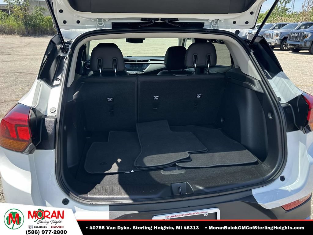 Certified 2023 Buick Encore GX Preferred FWD image 10