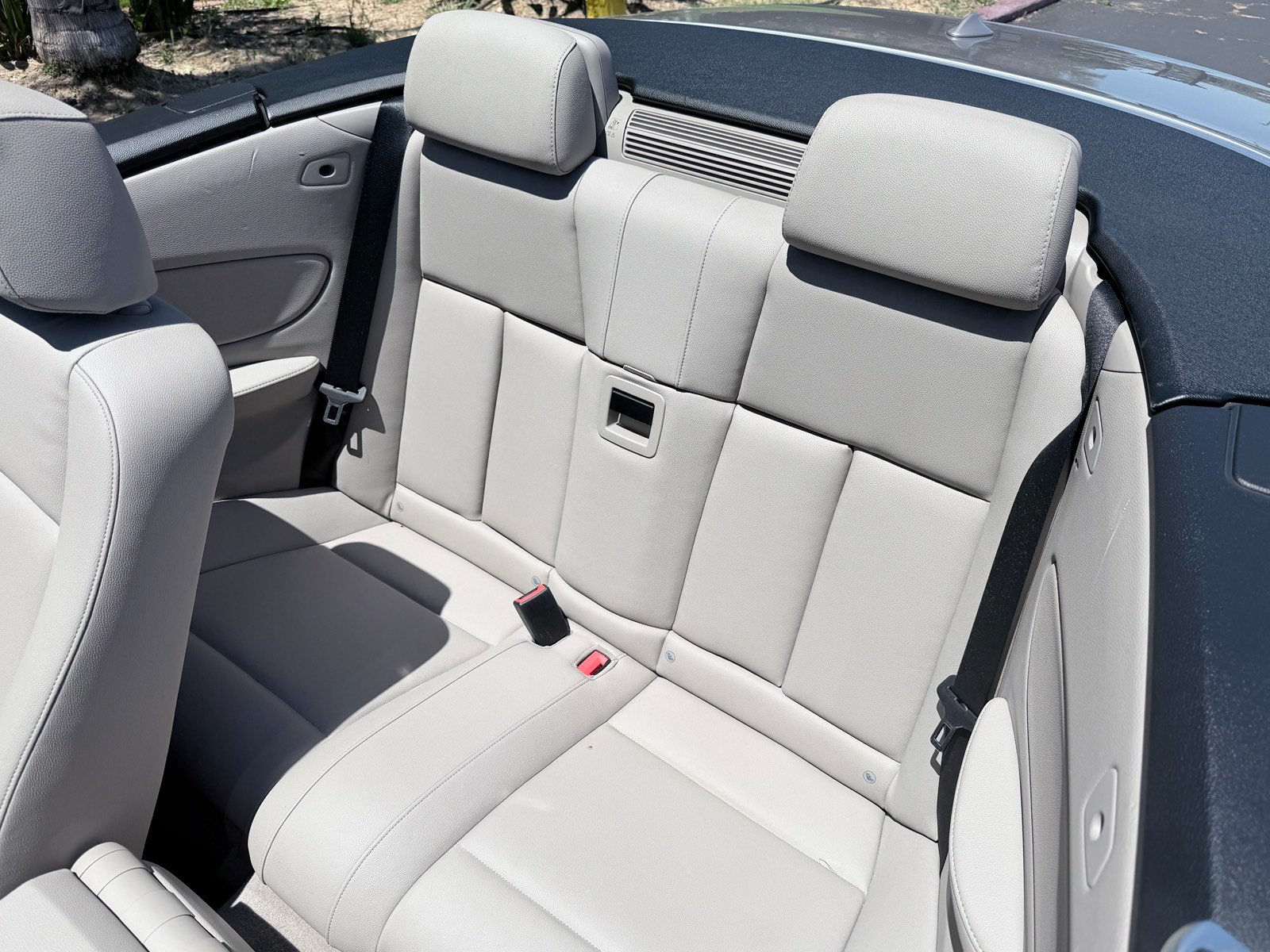 Used 2011 BMW 128i Convertible RWD image 14