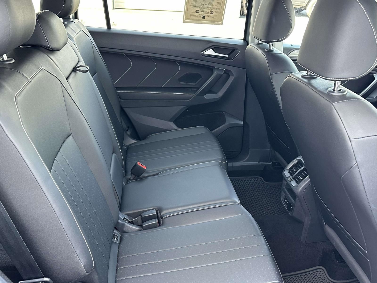 Used 2023 Volkswagen Tiguan SE image 16