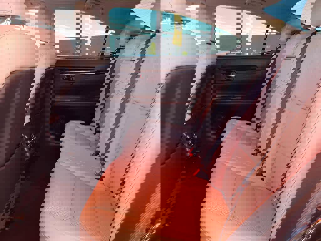 Used 2017 Lexus ES 350 image 19