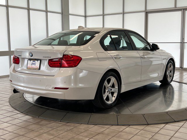 Used 2013 BMW 320i xDrive Sedan AWD/4WD image 7