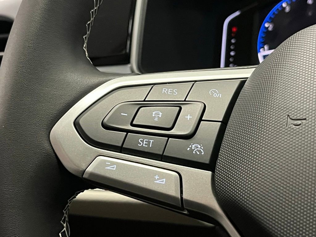 New 2026 Volkswagen Taos SEL AWD/4WD image 25