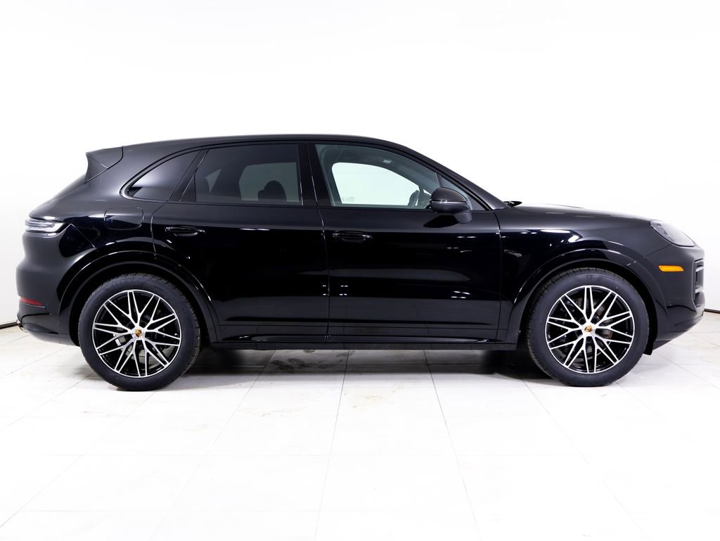 New 2026 Porsche Cayenne image 30