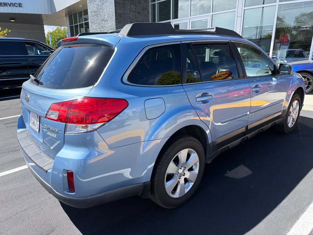 Used 2012 Subaru Outback 2.5i Premium AWD/4WD image 4