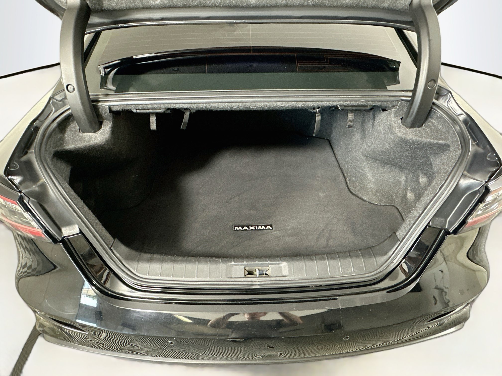 Used 2020 Nissan Maxima 3.5 SV w/ Floor Mat Group FWD image 28