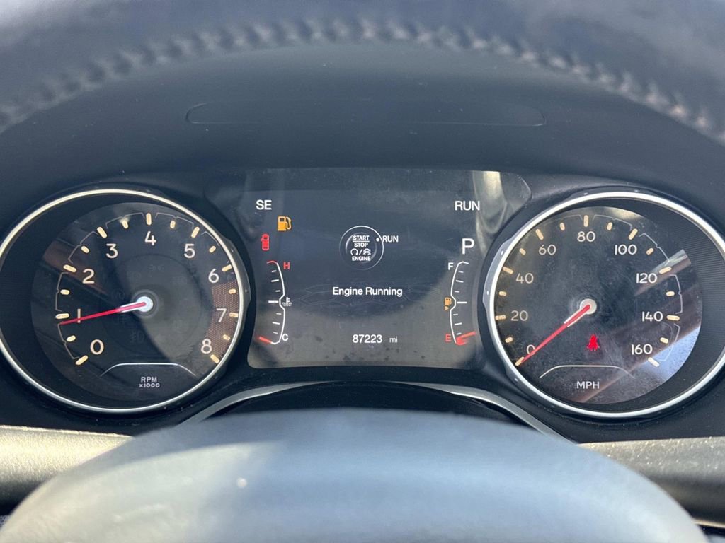 Used 2019 Jeep Compass Limited image 29