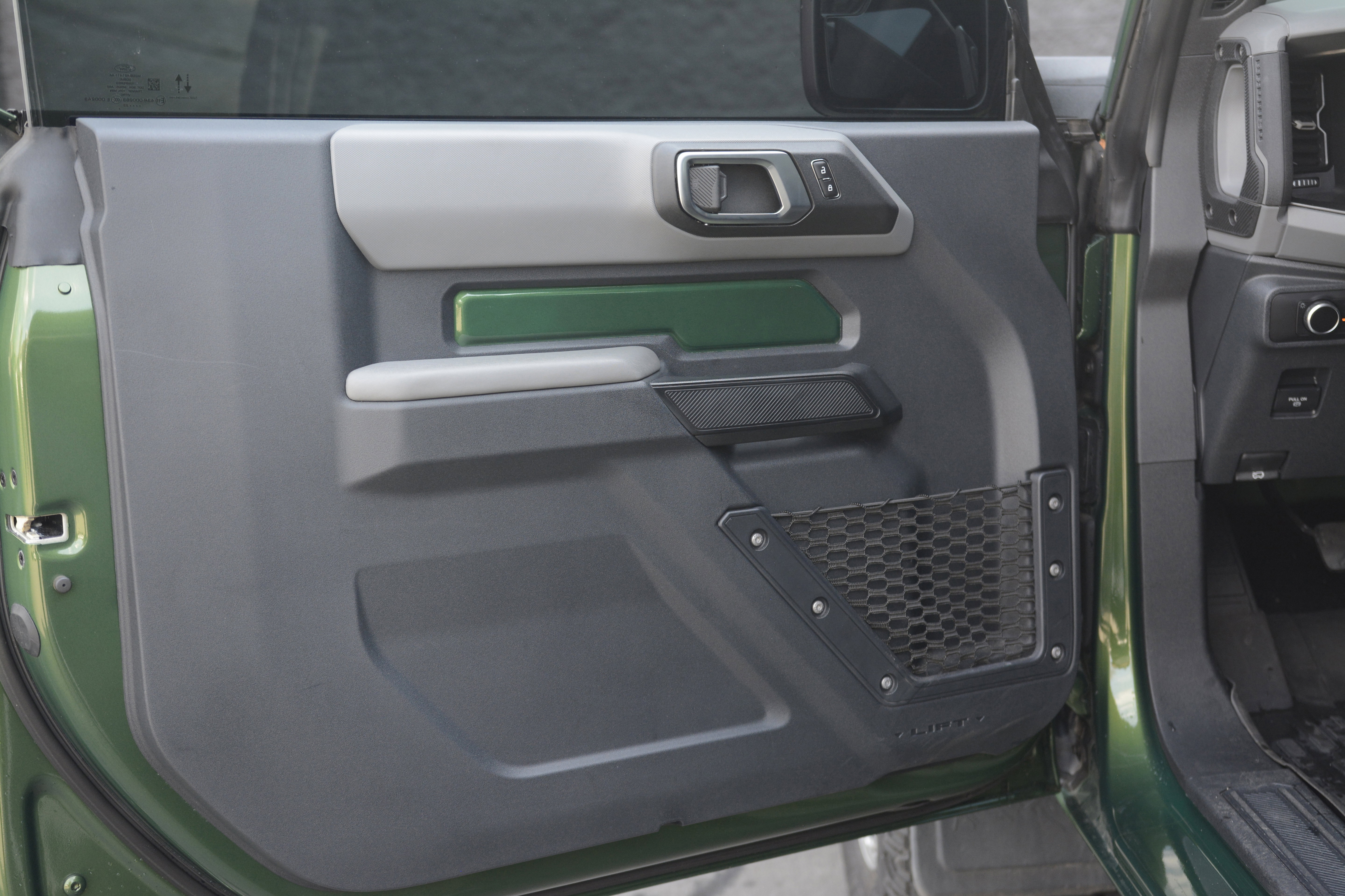 Used 2023 Ford Bronco 2-Door w/ Sasquatch Package image 13