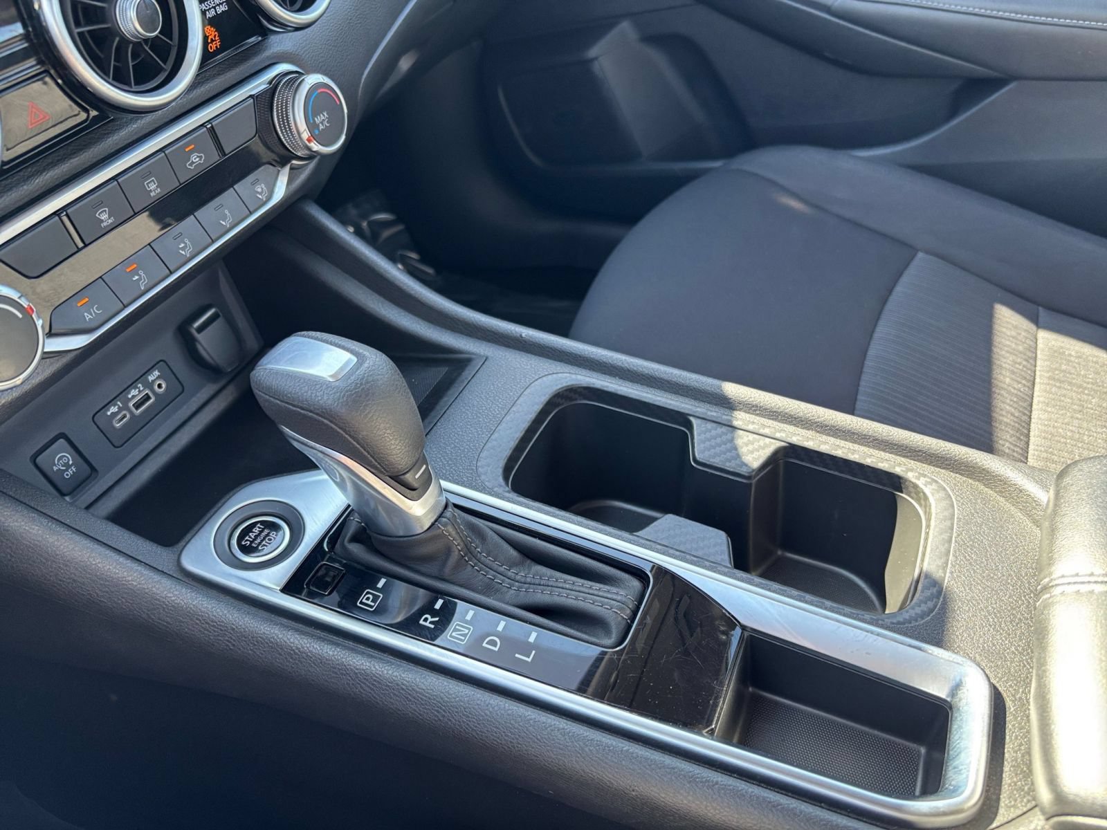 Used 2025 Nissan Sentra SV FWD image 39
