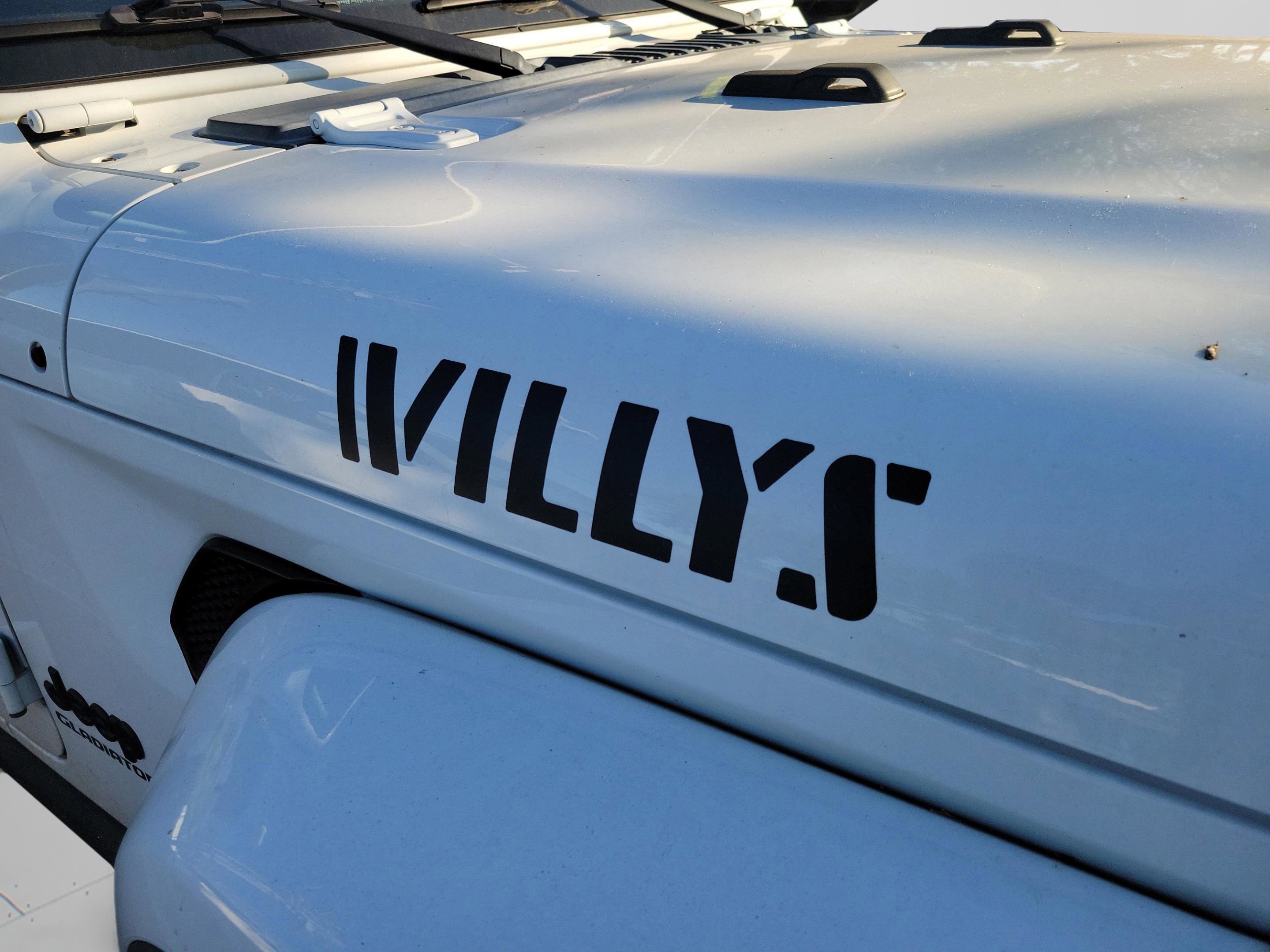 Used 2022 Jeep Gladiator Willys image 15