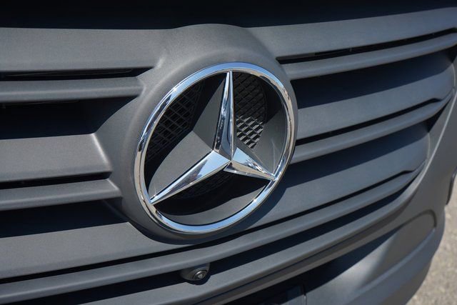New 2025 Mercedes-Benz Sprinter 2500 image 11