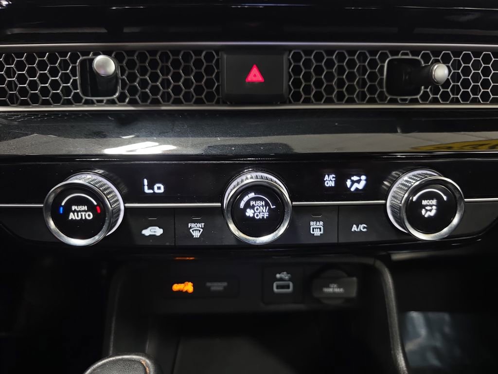 Used 2023 Honda Civic Sport image 25