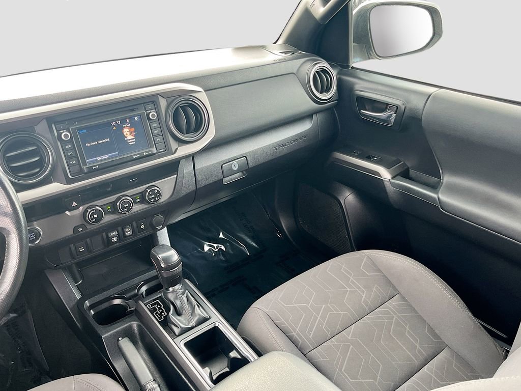 Used 2018 Toyota Tacoma TRD Sport image 23