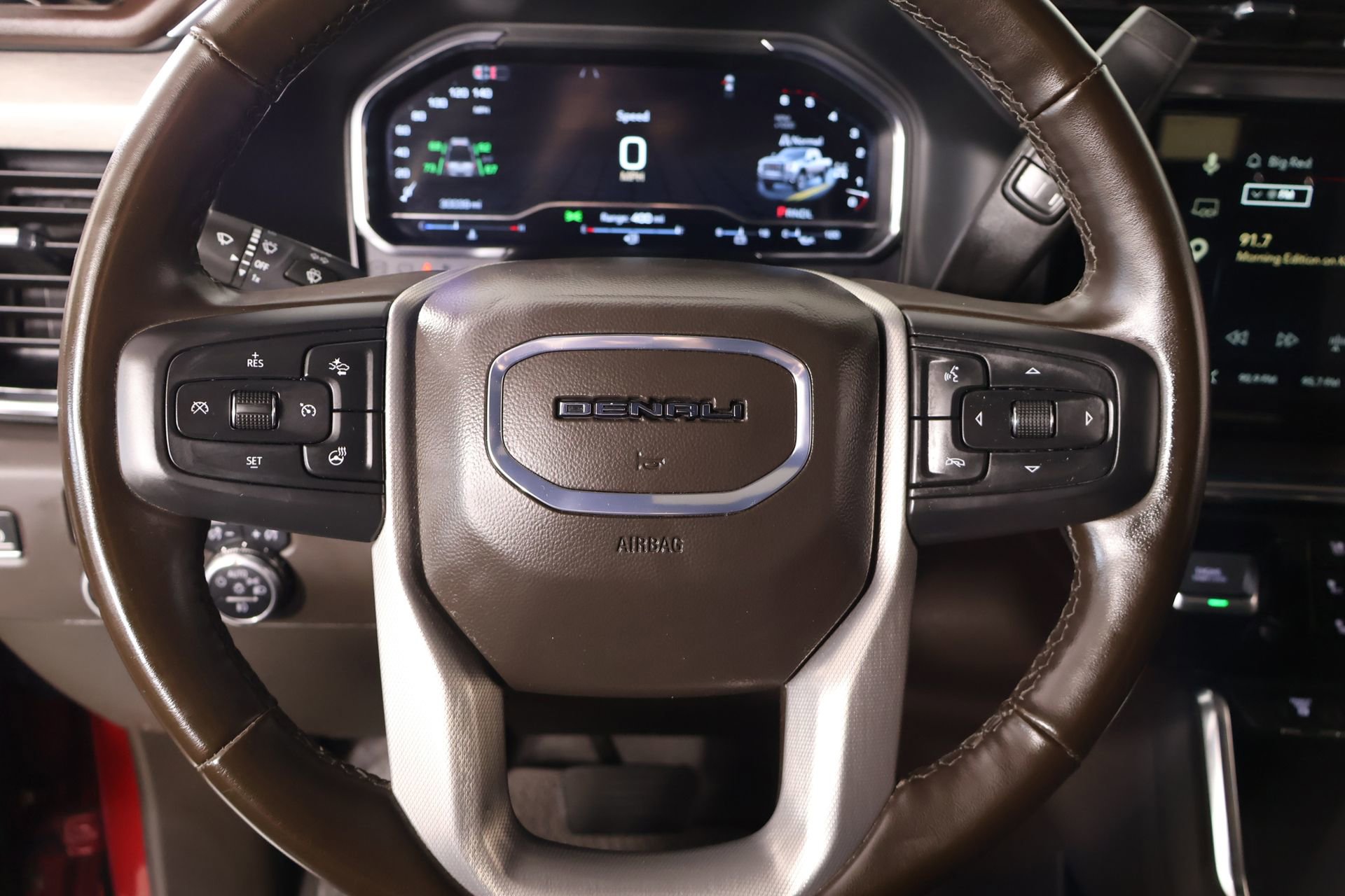 Used 2024 GMC Sierra 2500 Denali w/ Denali Reserve Package AWD/4WD image 3