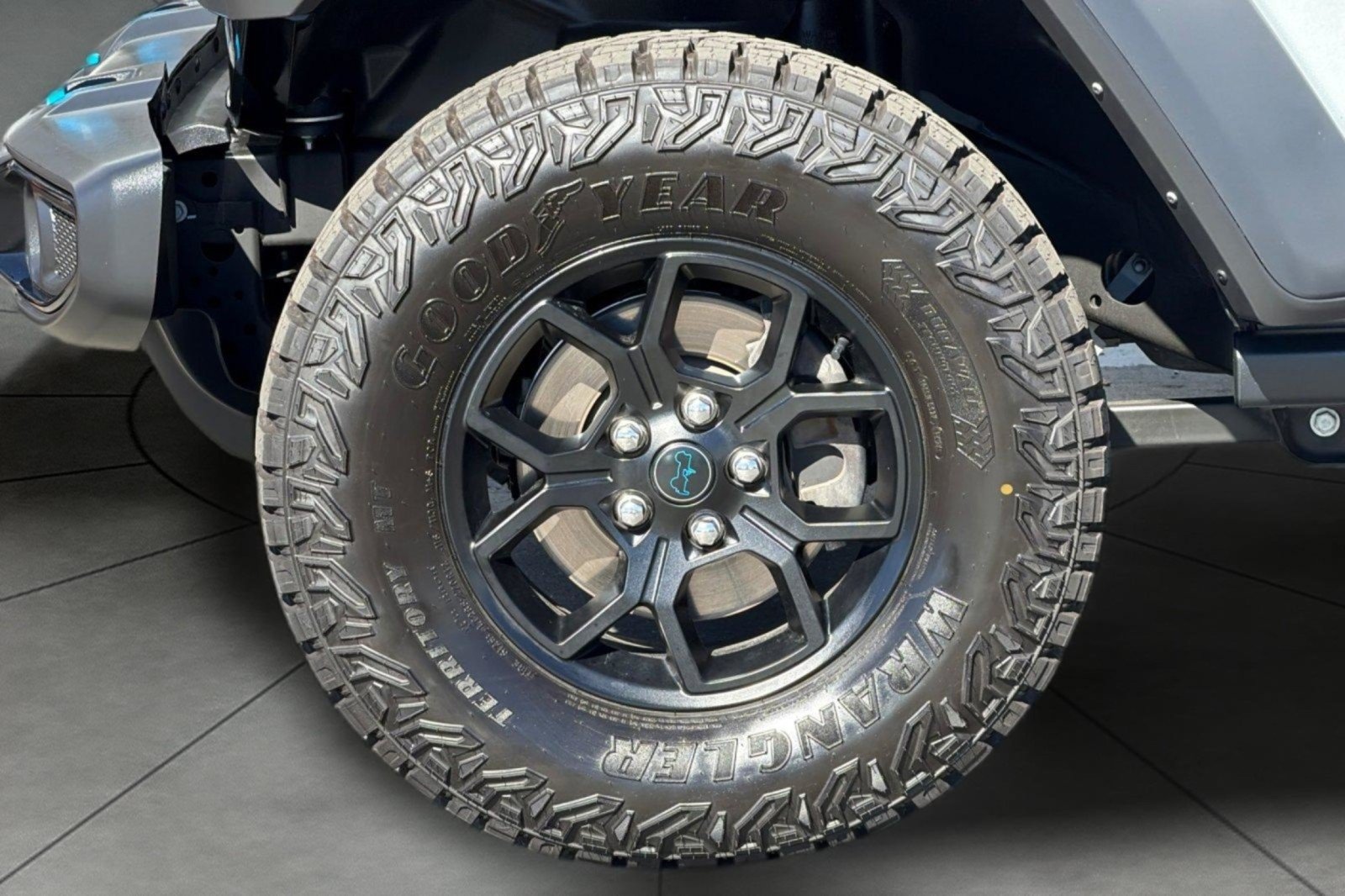 Used 2024 Jeep Wrangler Unlimited AWD/4WD image 25
