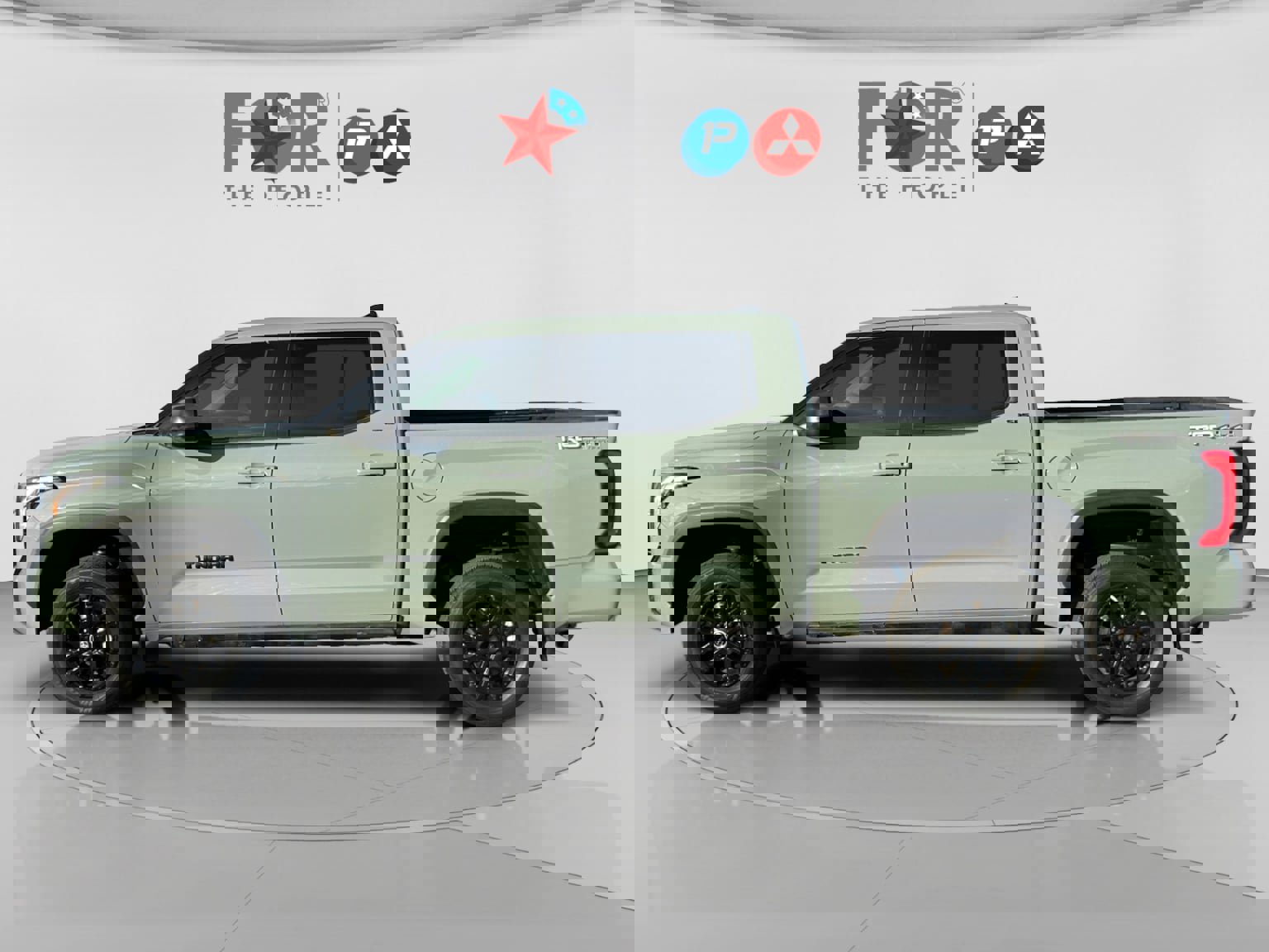 Used 2023 Toyota Tundra SR5 w/ TRD Off-Road Premium Package image 2